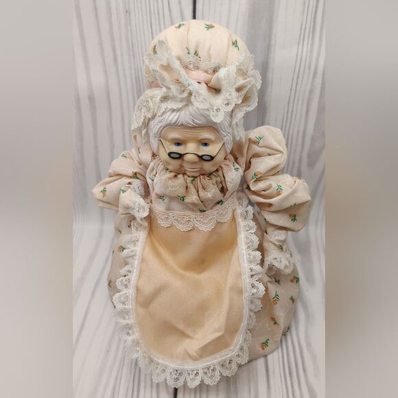 FREE w/ Purchase Vintage Handmade  Grandma Dolls - Picture 2 of 16